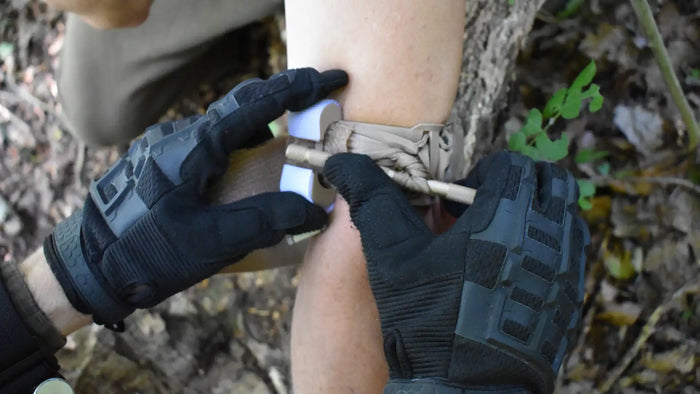 Wearable emergency gear for 2026 smart trauma preparedness