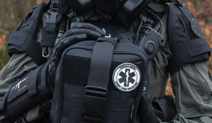 FlareSyn SE IFAK trauma kit displayed on a tactical surface, ready for EDC, duty, or vehicle emergency use