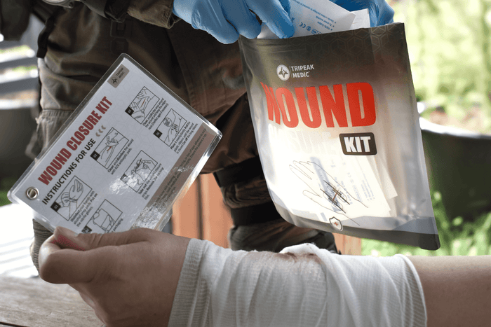 Trauma gear readiness in action: practical first-aid training with tourniquets and bandages